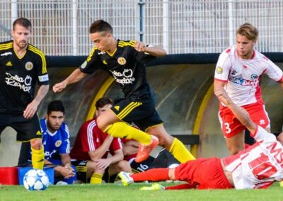 FCM 2-0 Nîmes Olympique: Découvrez les photos de la rencontre